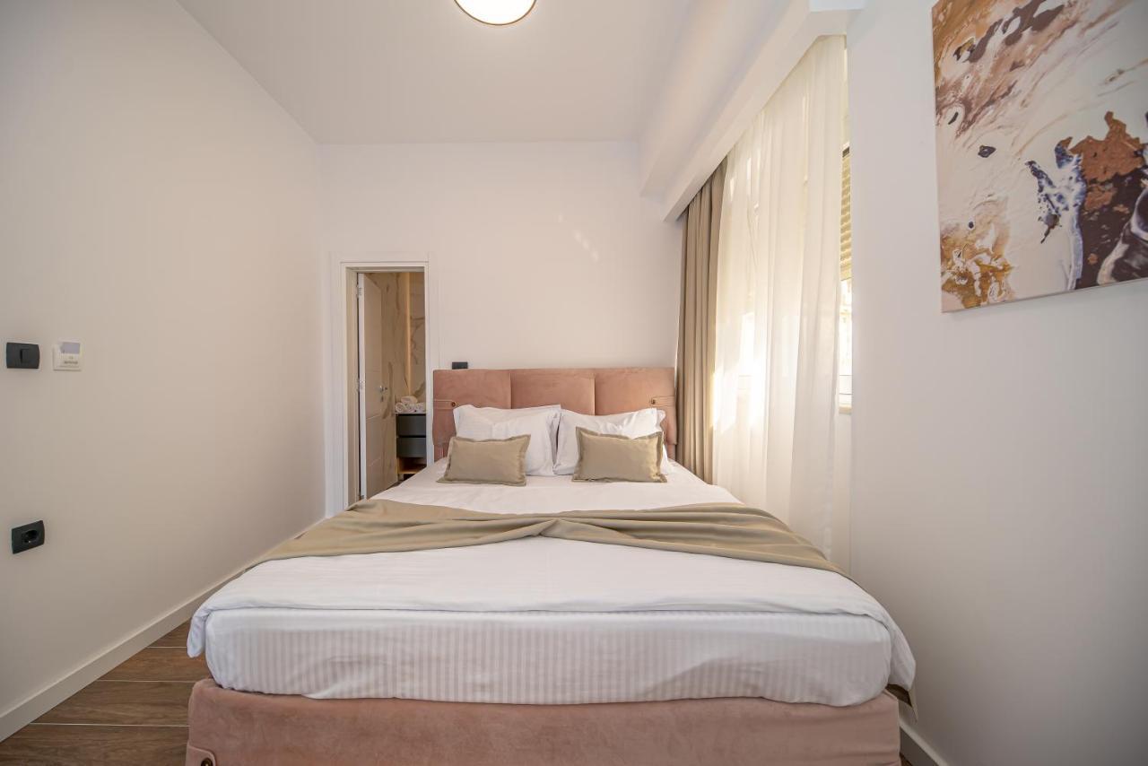 N&N Lux Guest House 바르 외부 사진