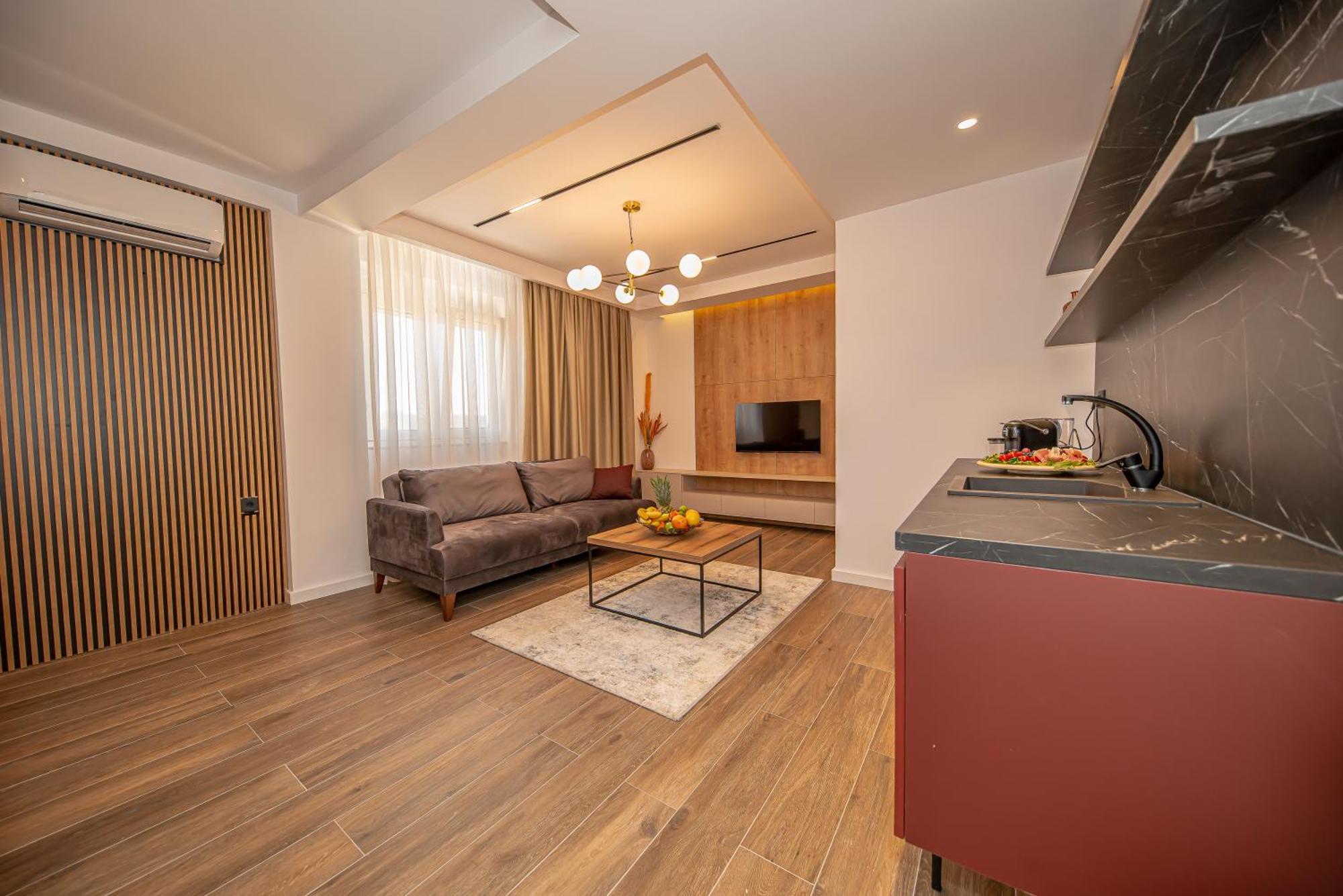 N&N Lux Guest House 바르 외부 사진